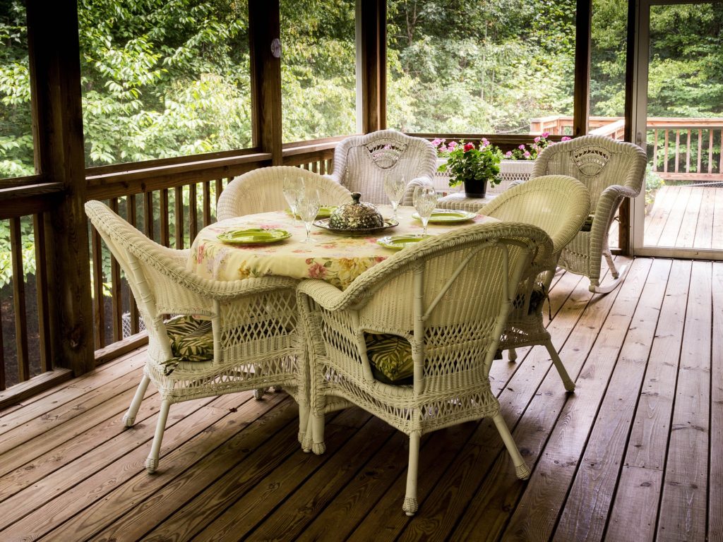 maryland, decking, decks, patios, screened porches, scratched, repair, damamge